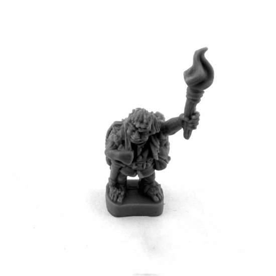 Gus Greenweevil Halfling Henchman